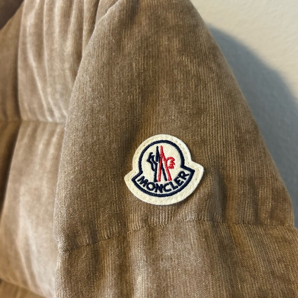 Moncler ‘Essarts Corduroy Down Jacket’ - Picture 8 of 15